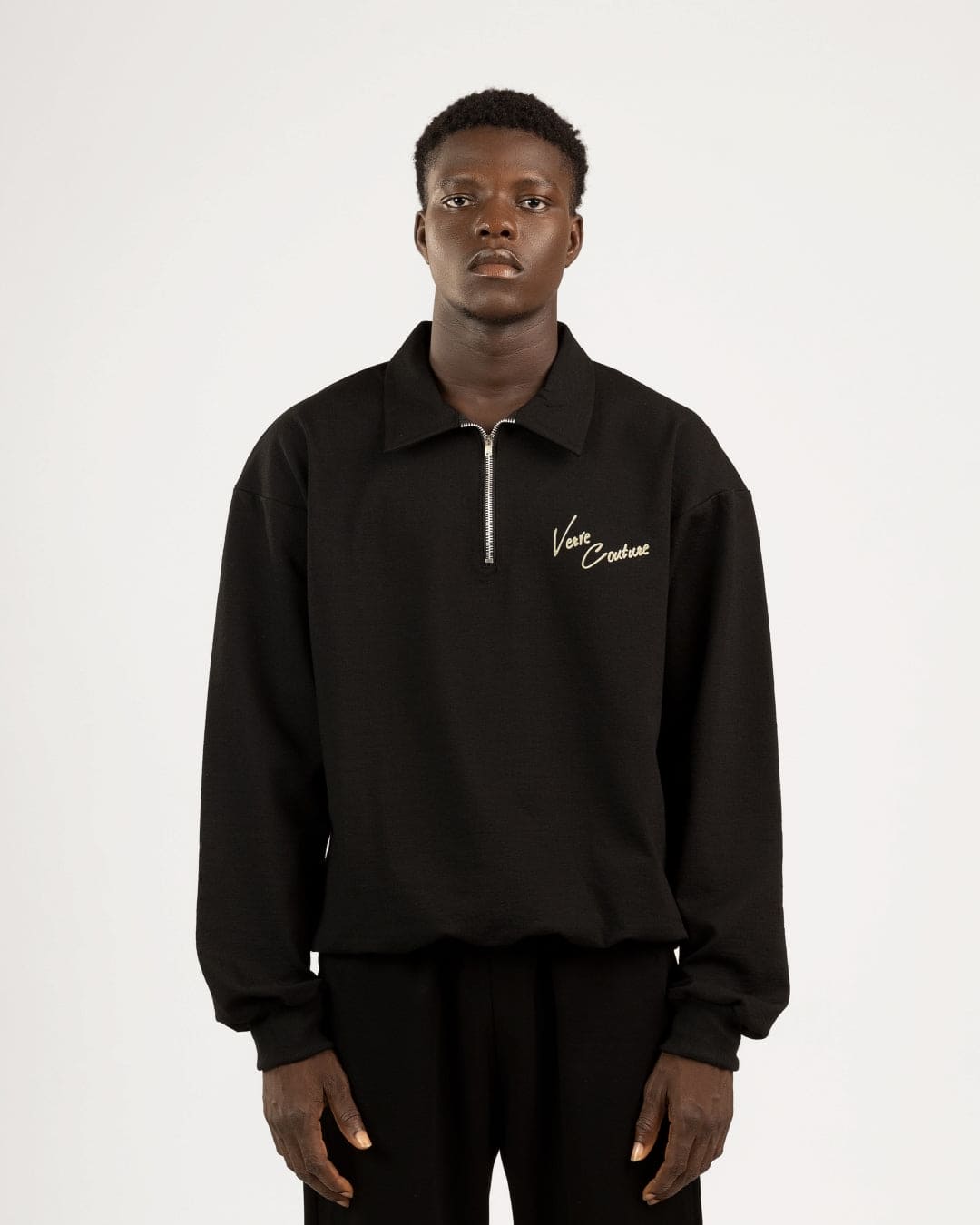 DREAMS ADDICT BLACK COLLAR-NECK SWEATSHIRT - VERVE COUTURE